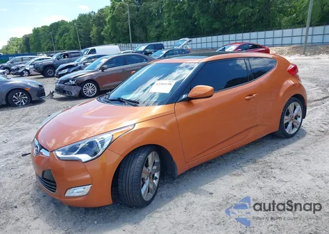 2016 Hyundai Veloster z USA, uszkodzony, nr VIN KMHTC6AD8GU300229